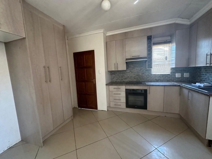 To Let 3 Bedroom Property for Rent in Raceway Free State